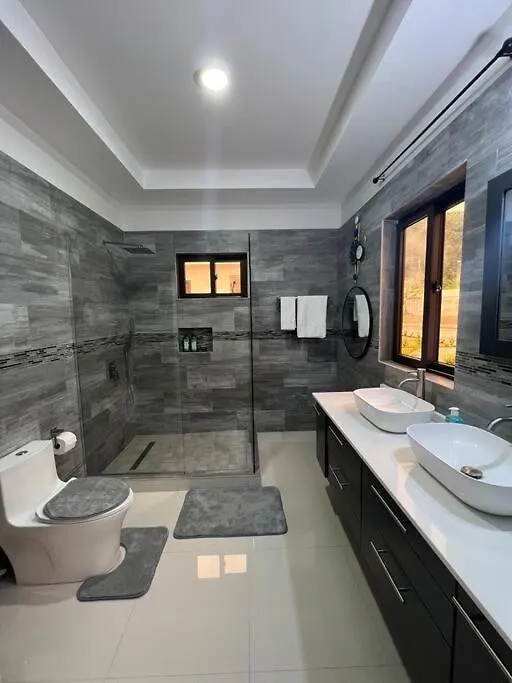Honeycove Escape Vacation Home Stay Ocho Rios 0*,